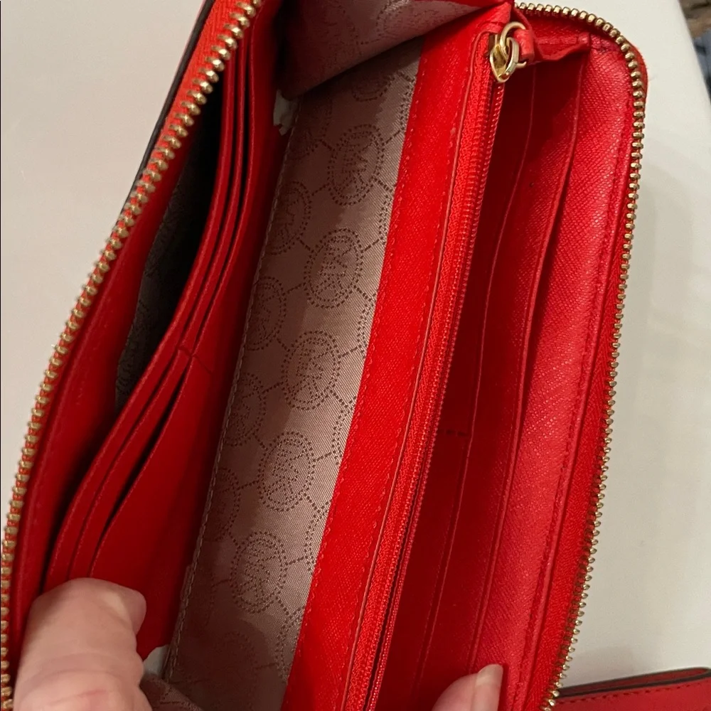 Michael Kors Bold Red Zip-Around Wallet - Picture 7 of 13